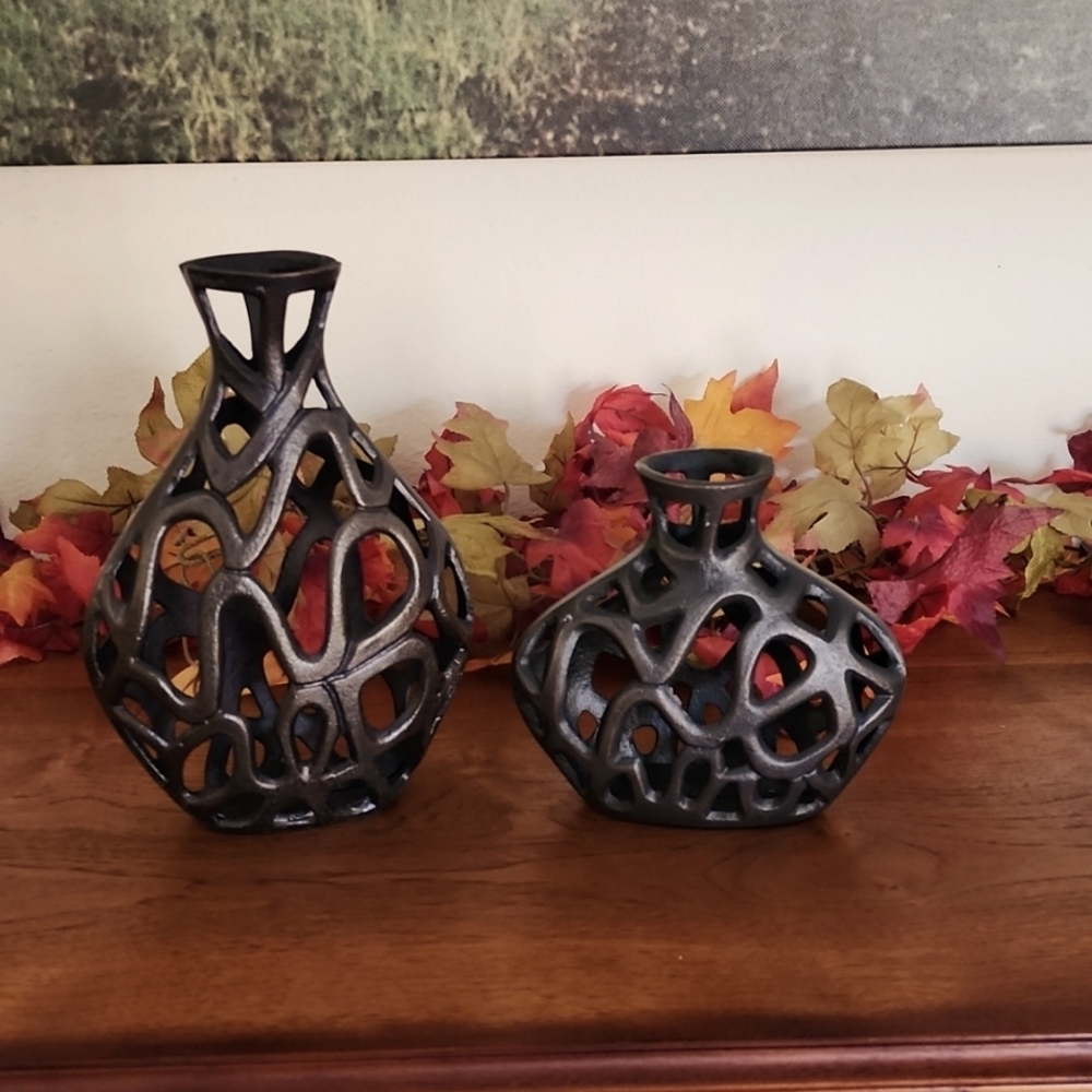 Brown metal decorative vase set
